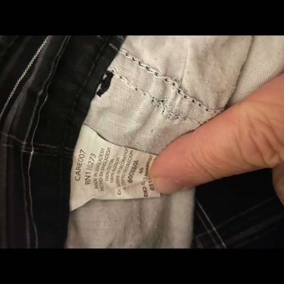 Wrangler Cargo Shorts - Picture 3 of 3